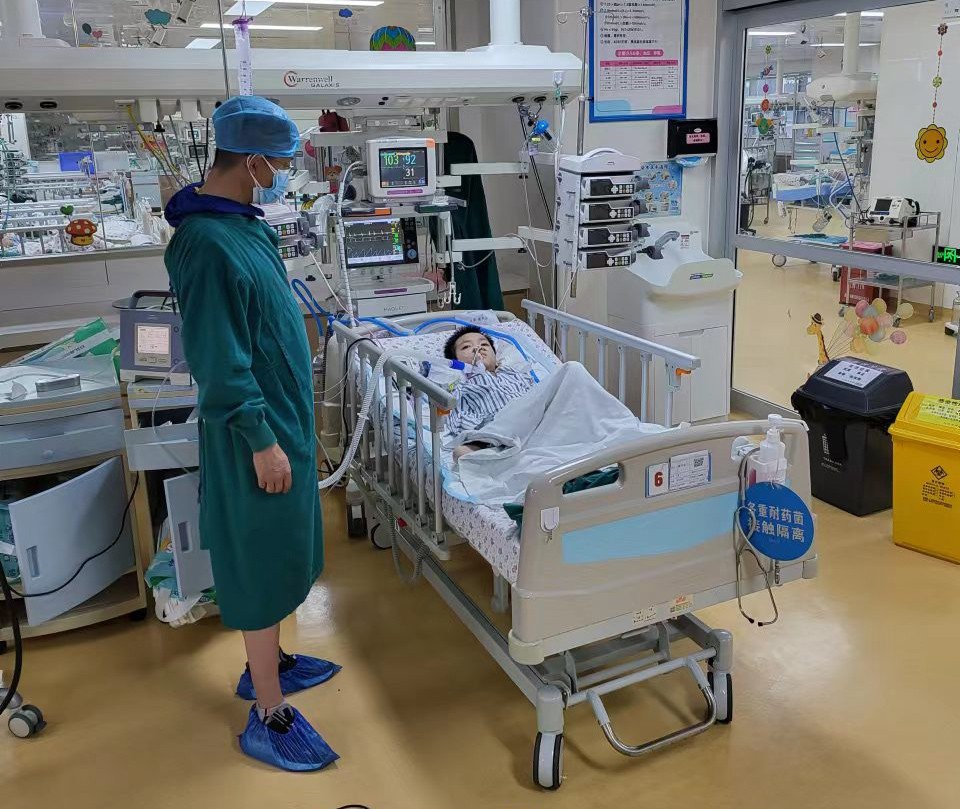 桂平市跨省救护车出租公司