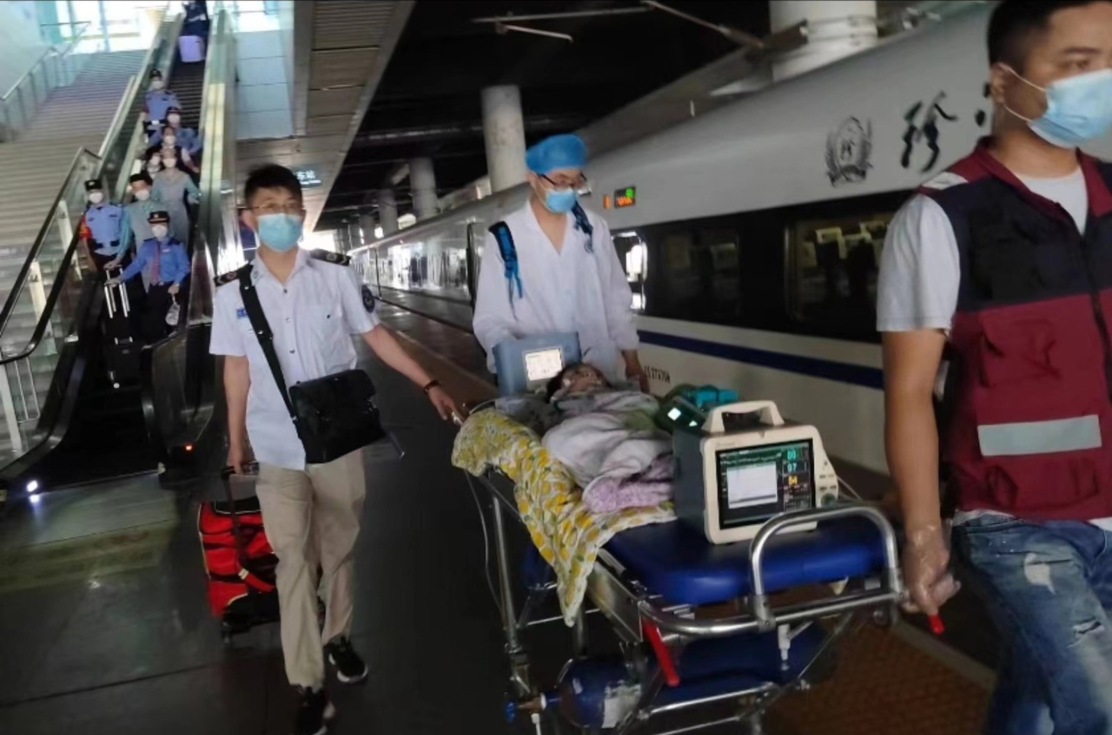 桂平市高铁转运公司